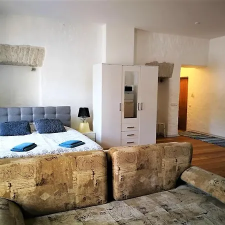 Apartment Perfect In Old Town With Parking