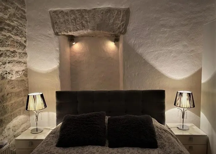 Perfect In Old Town With Parking Appartamento