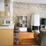 Apartamento Perfect In Old Town With Parking